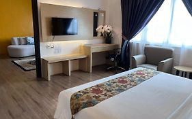 Kingston Hotel 25 - Summit Signature Batu Pahat, Johor